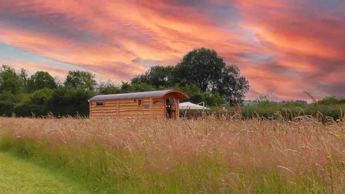 Black Mountain Bespoke Breaks Brecon Exterior foto